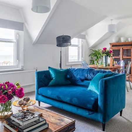 Tranquil Beachfront Beautiful 2-Bed Apartment Deal Exteriér fotografie
